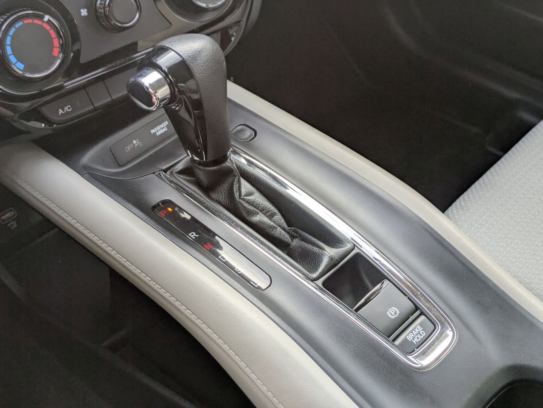 Used 2021 Honda HR-V LX image 22