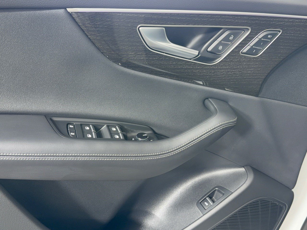 New 2027 Audi Q8 Premium Plus AWD/4WD image 15