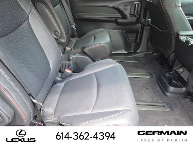 Used 2025 Toyota Sienna XSE w/ XSE Plus Package AWD/4WD image 28