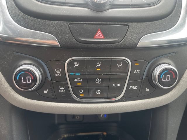 Used 2018 Chevrolet Equinox LT FWD image 22