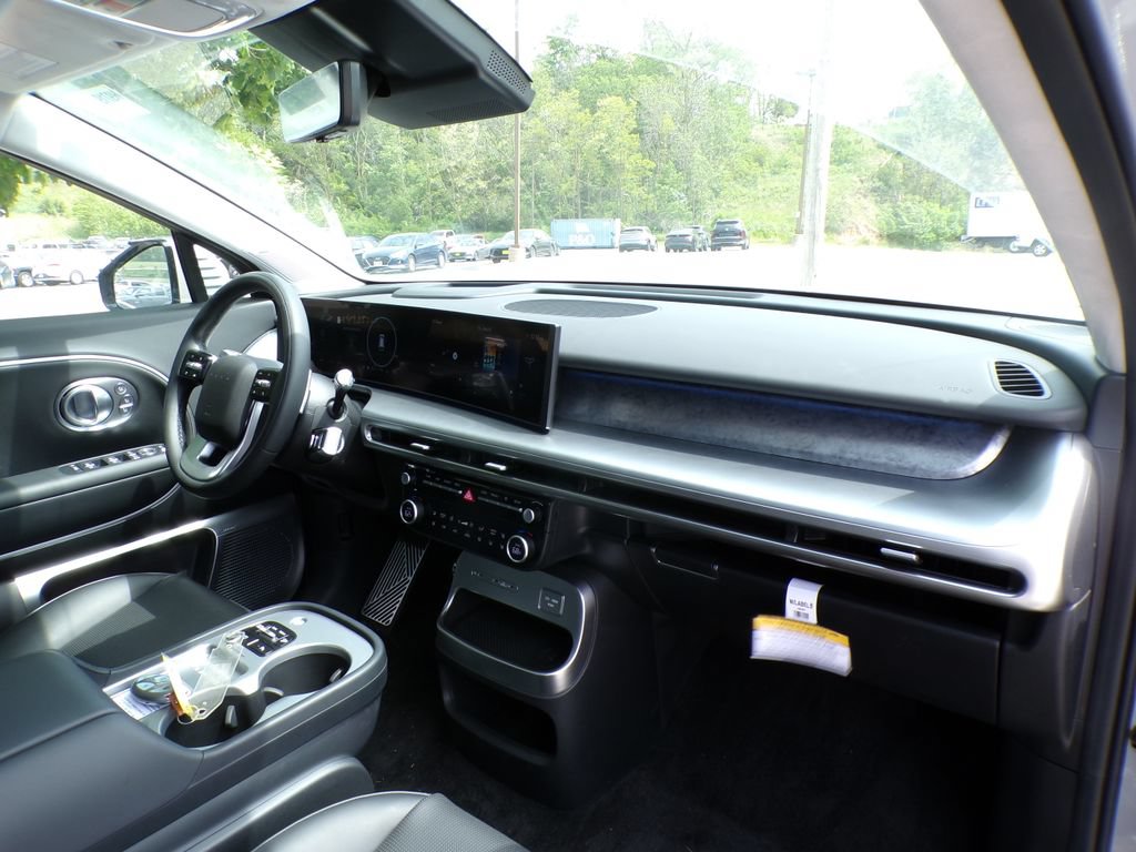 New 2026 Hyundai Ioniq 9 Calligraphy AWD/4WD image 13