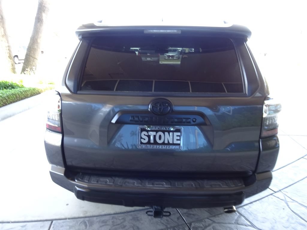 Used 2019 Toyota 4Runner TRD Off-Road Premium AWD/4WD image 7