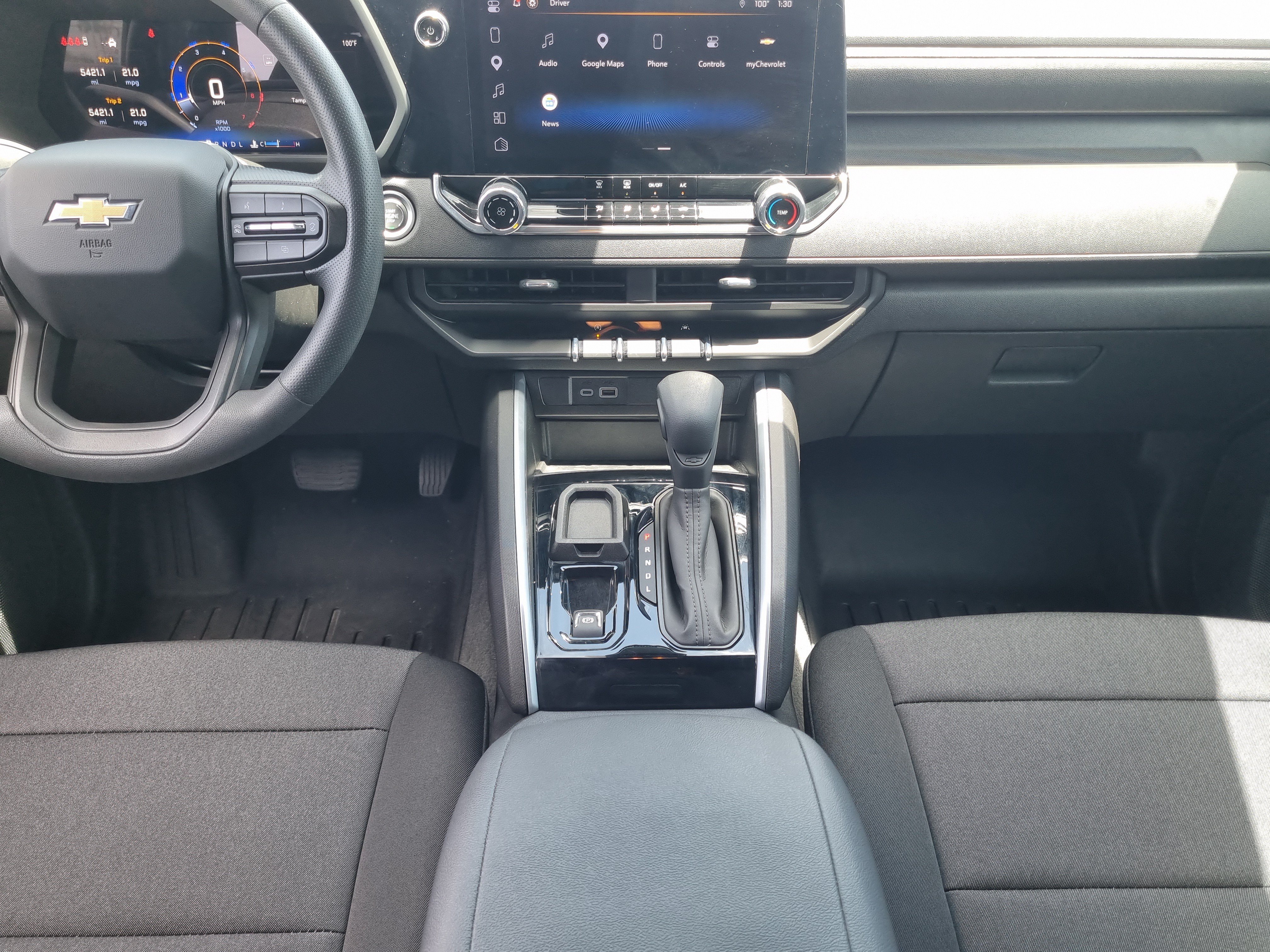 Used 2024 Chevrolet Colorado W/T w/ WT Convenience Package II RWD image 18