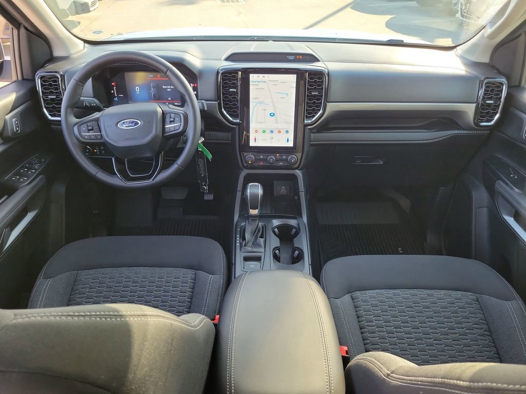 Used 2025 Ford Ranger XLT w/ Trailer Tow Package image 15