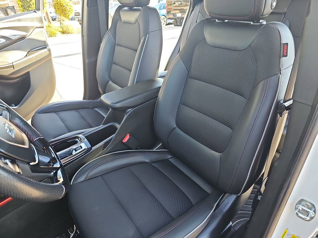 Used 2023 Chevrolet TrailBlazer RS w/ Convenience Package image 14