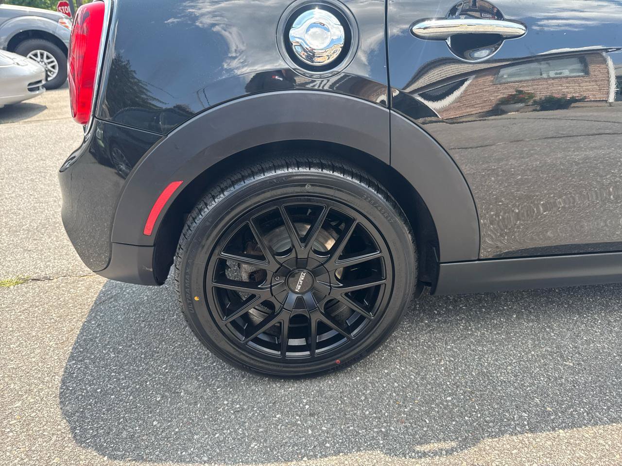 Used 2018 MINI Cooper S FWD image 19