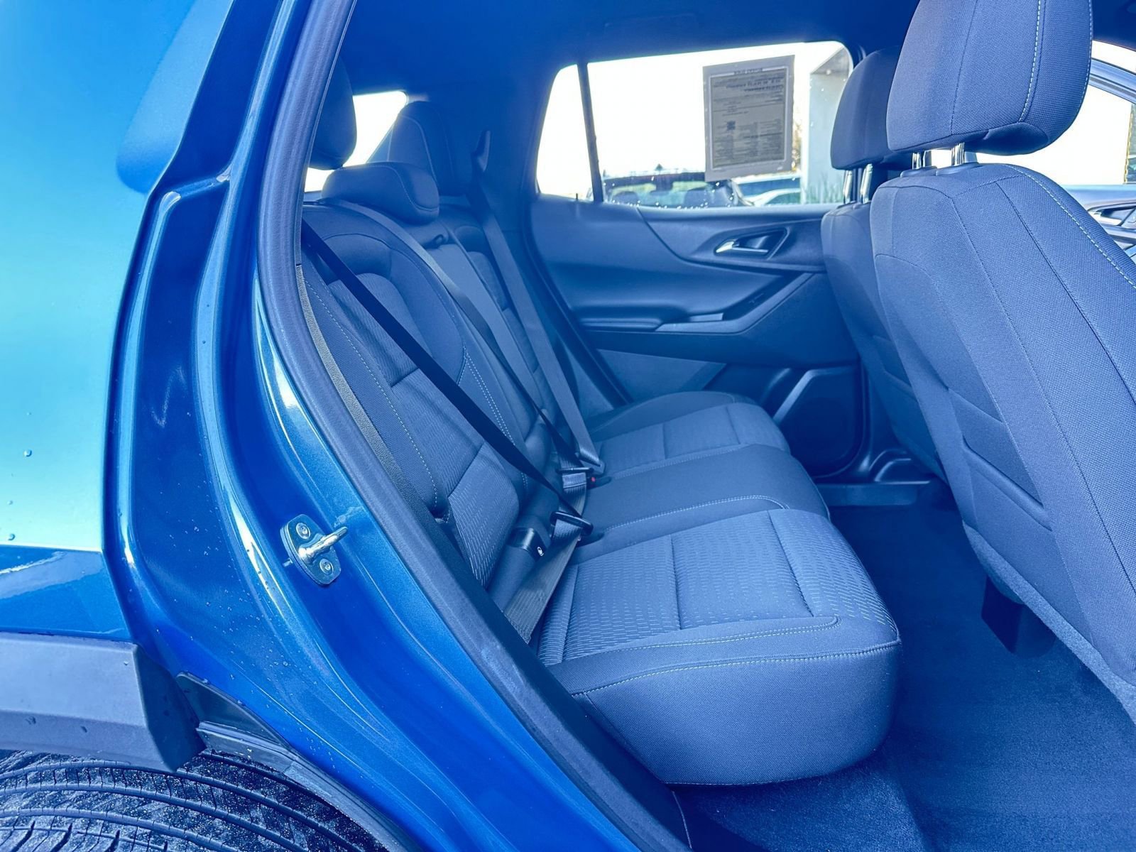 Used 2025 Chevrolet Equinox LT image 39