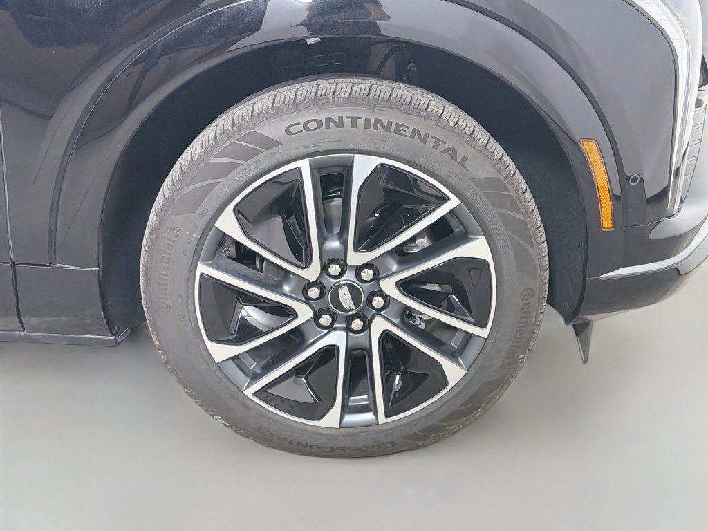 New 2026 Cadillac Optiq Sport 1 w/ LPO, Floor Liner Package AWD/4WD image 29