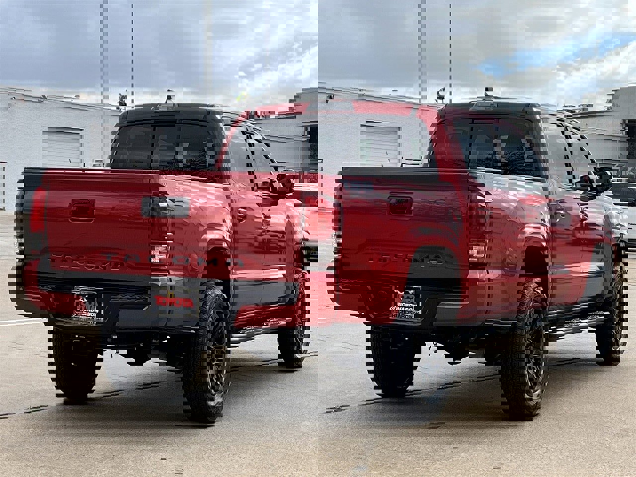 Used 2021 Toyota Tacoma SR w/ SR Convenience Package image 4