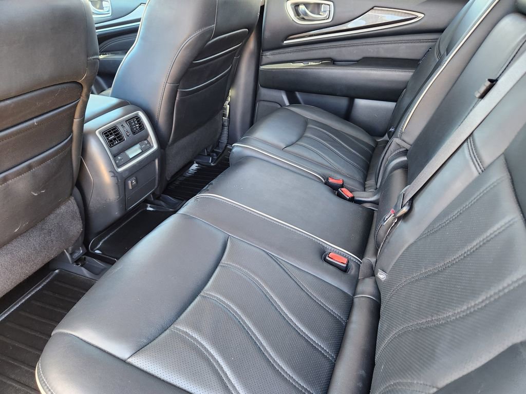 Used 2019 INFINITI QX60 Luxe w/ Essential Package image 9