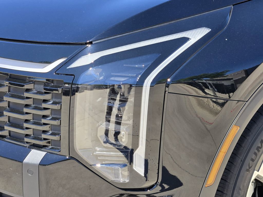 New 2026 Kia Sportage EX FWD image 7