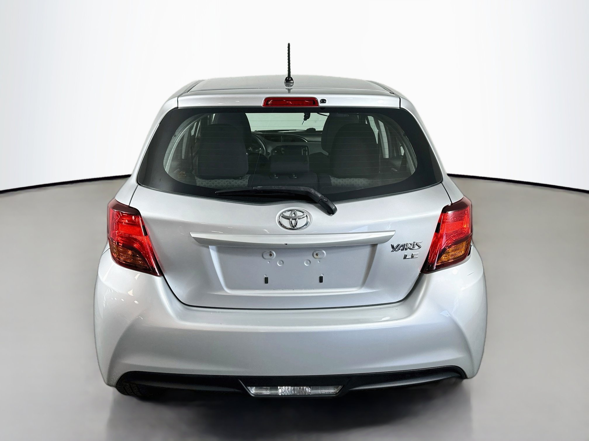 Used 2015 Toyota Yaris LE FWD image 6