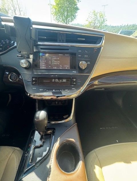 Used 2013 Toyota Avalon XLE Touring image 13