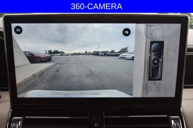 Used 2023 Lincoln Navigator L Reserve AWD/4WD image 7