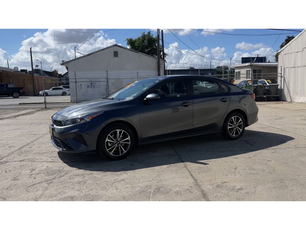 Used 2024 Kia Forte LXS image 7