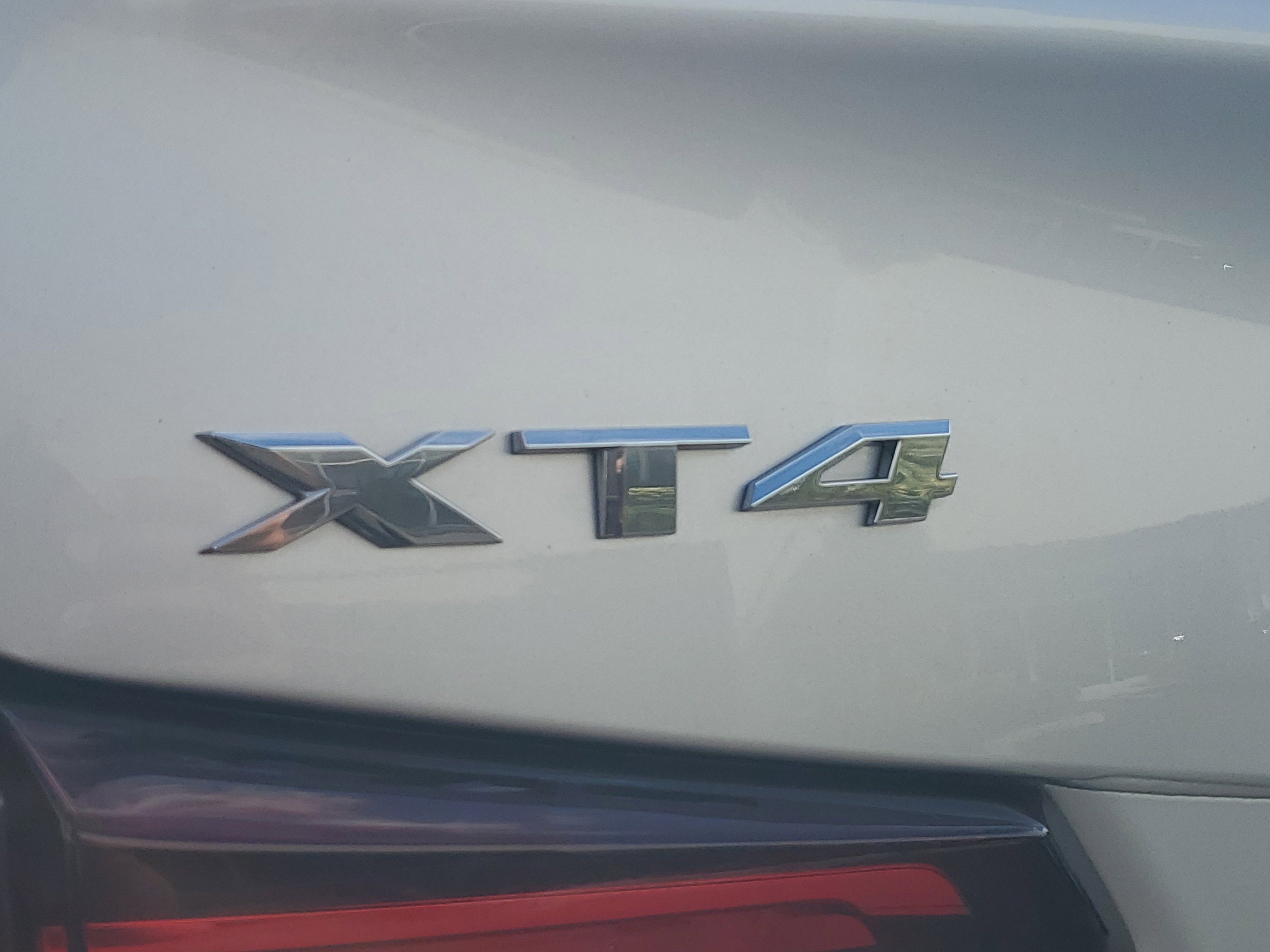 Used 2019 Cadillac XT4 Premium Luxury w/ Driver Awareness Package image 5