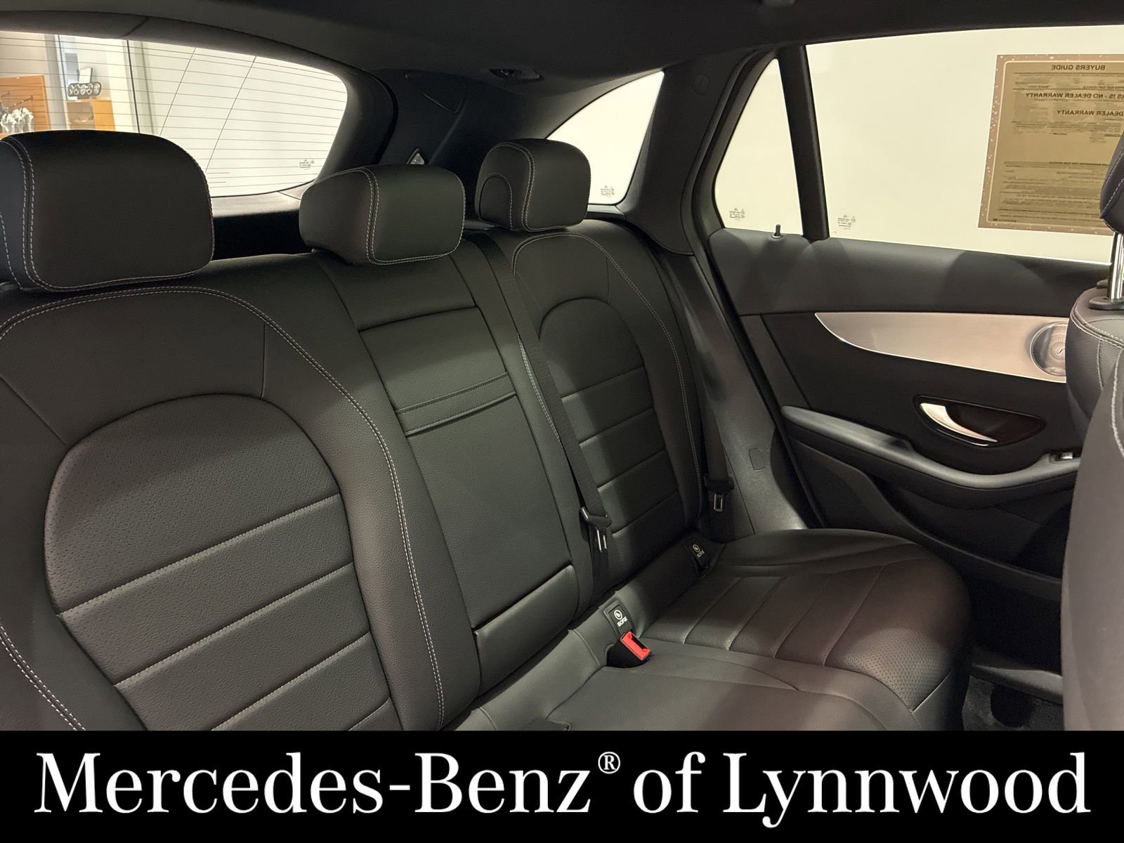 Used 2019 Mercedes-Benz GLC 300 4MATIC image 37