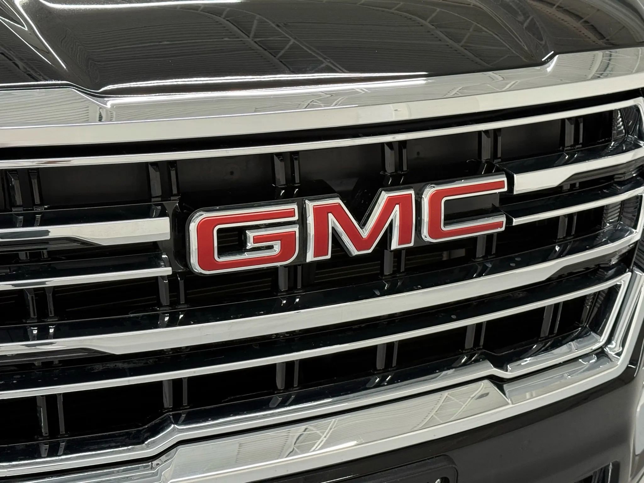 Used 2024 GMC Yukon SLT image 18