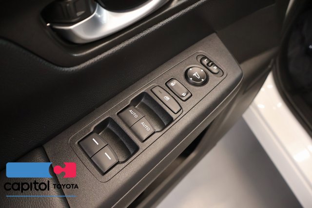 Used 2024 Honda CR-V EX image 11