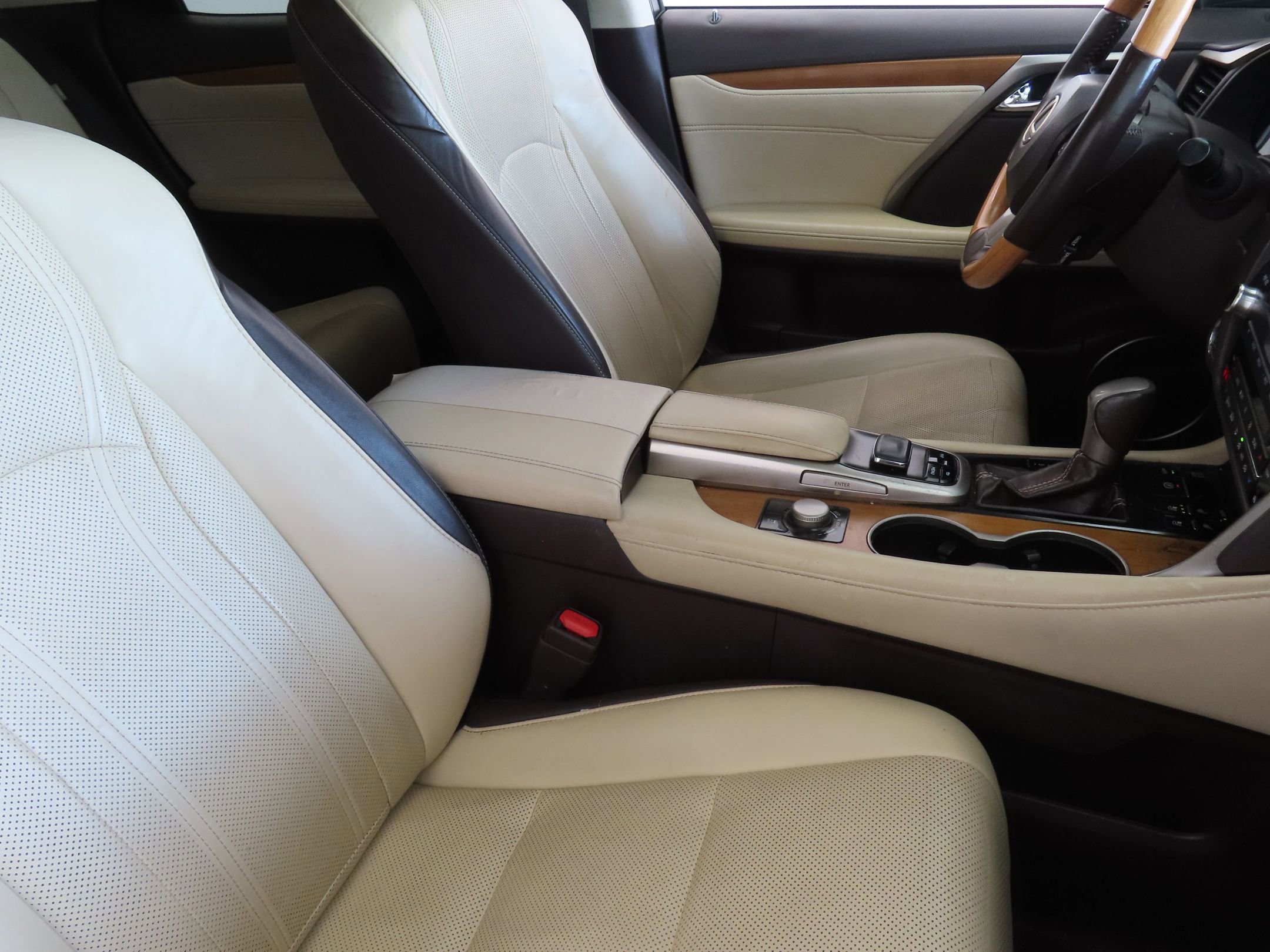 Used 2018 Lexus RX 350 FWD w/ Premium Package image 28
