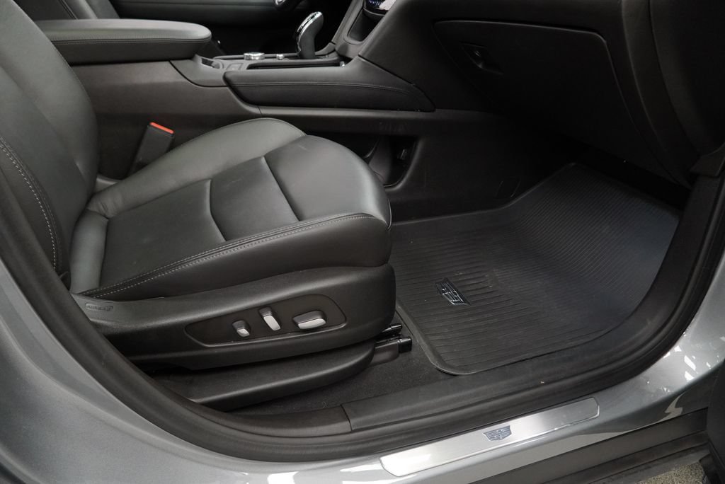 Certified 2023 Cadillac XT6 Premium Luxury AWD/4WD image 36