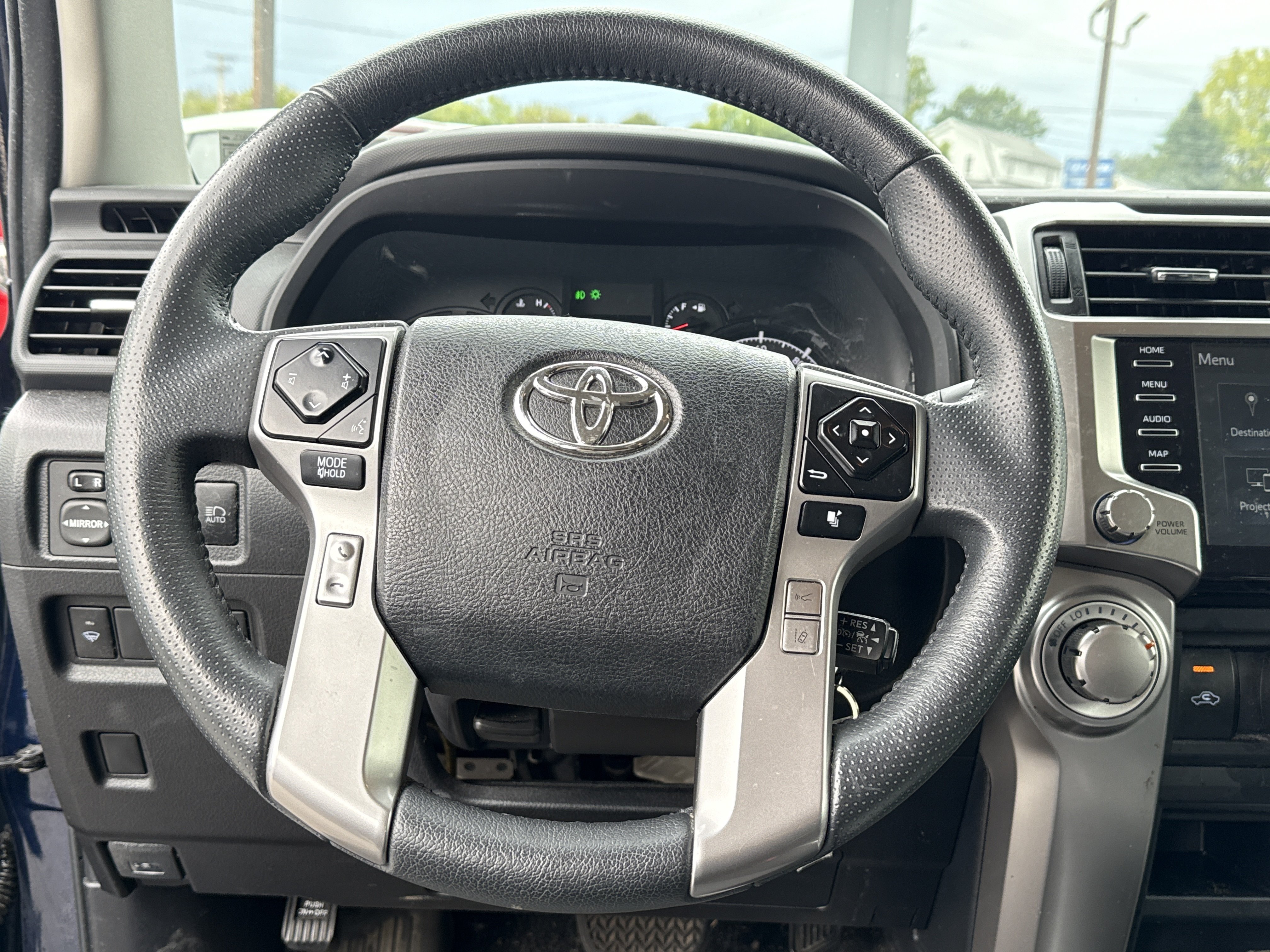 Used 2021 Toyota 4Runner SR5 AWD/4WD image 13
