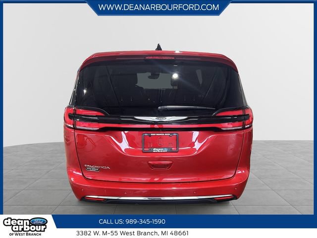 Used 2024 Chrysler Pacifica Touring-L FWD video 3