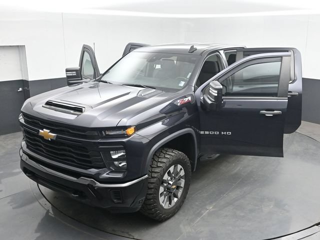 Used 2024 Chevrolet Silverado 2500 Custom w/ Custom Value Package AWD/4WD image 46