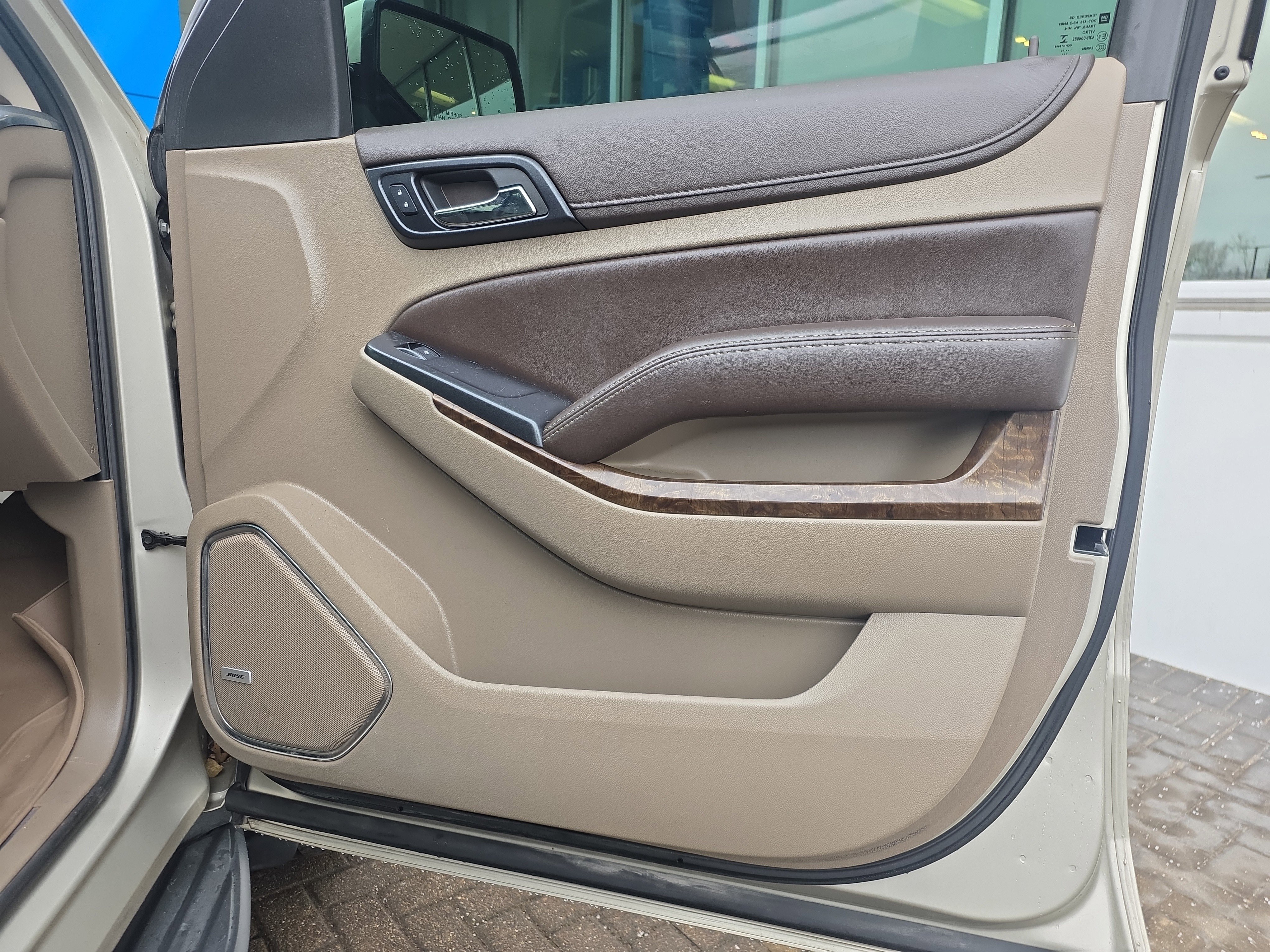 Used 2015 Chevrolet Tahoe LT image 25