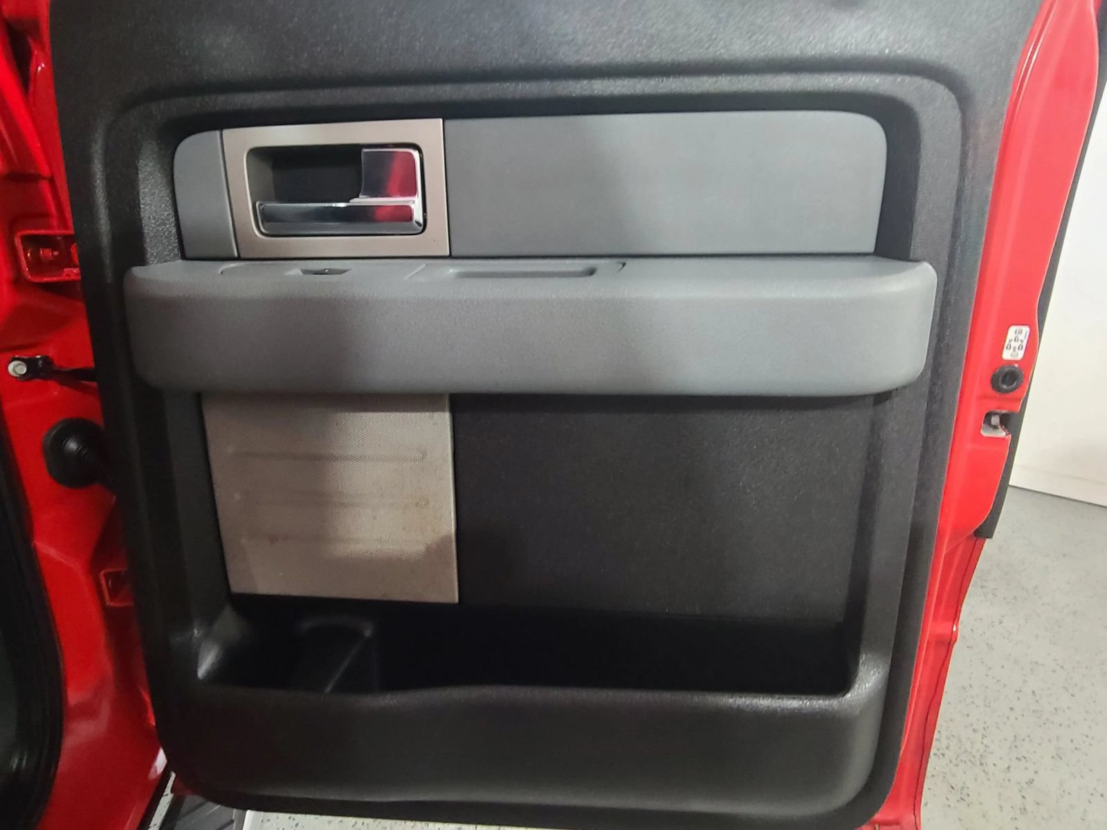 Used 2011 Ford F150 XLT w/ XLT Chrome Pkg AWD/4WD image 18