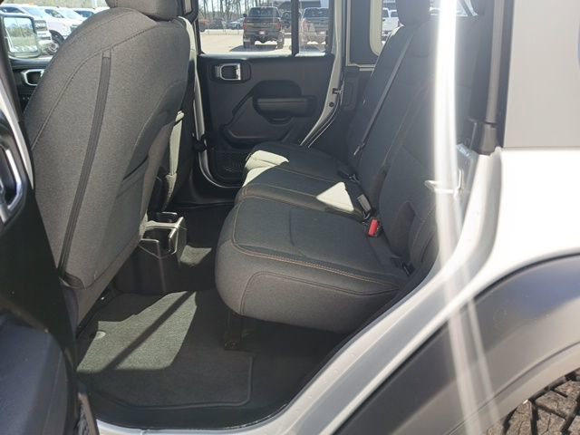 Used 2024 Jeep Wrangler Sport S image 20