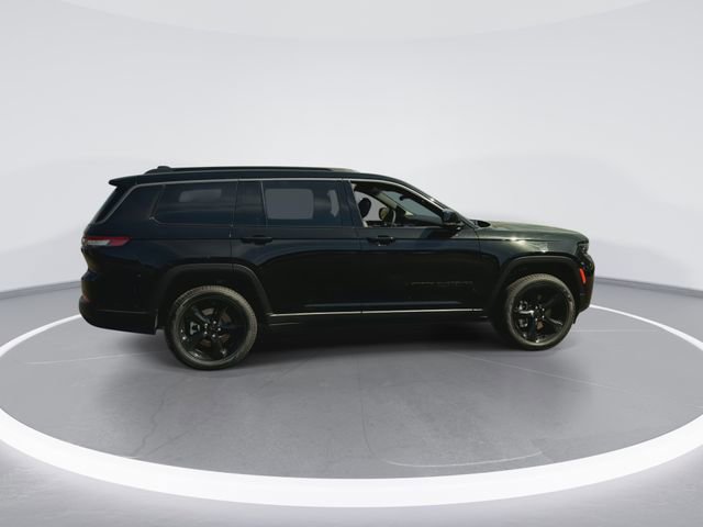 New 2026 Jeep Grand Cherokee L Limited w/ Limited Altitude Package image 8
