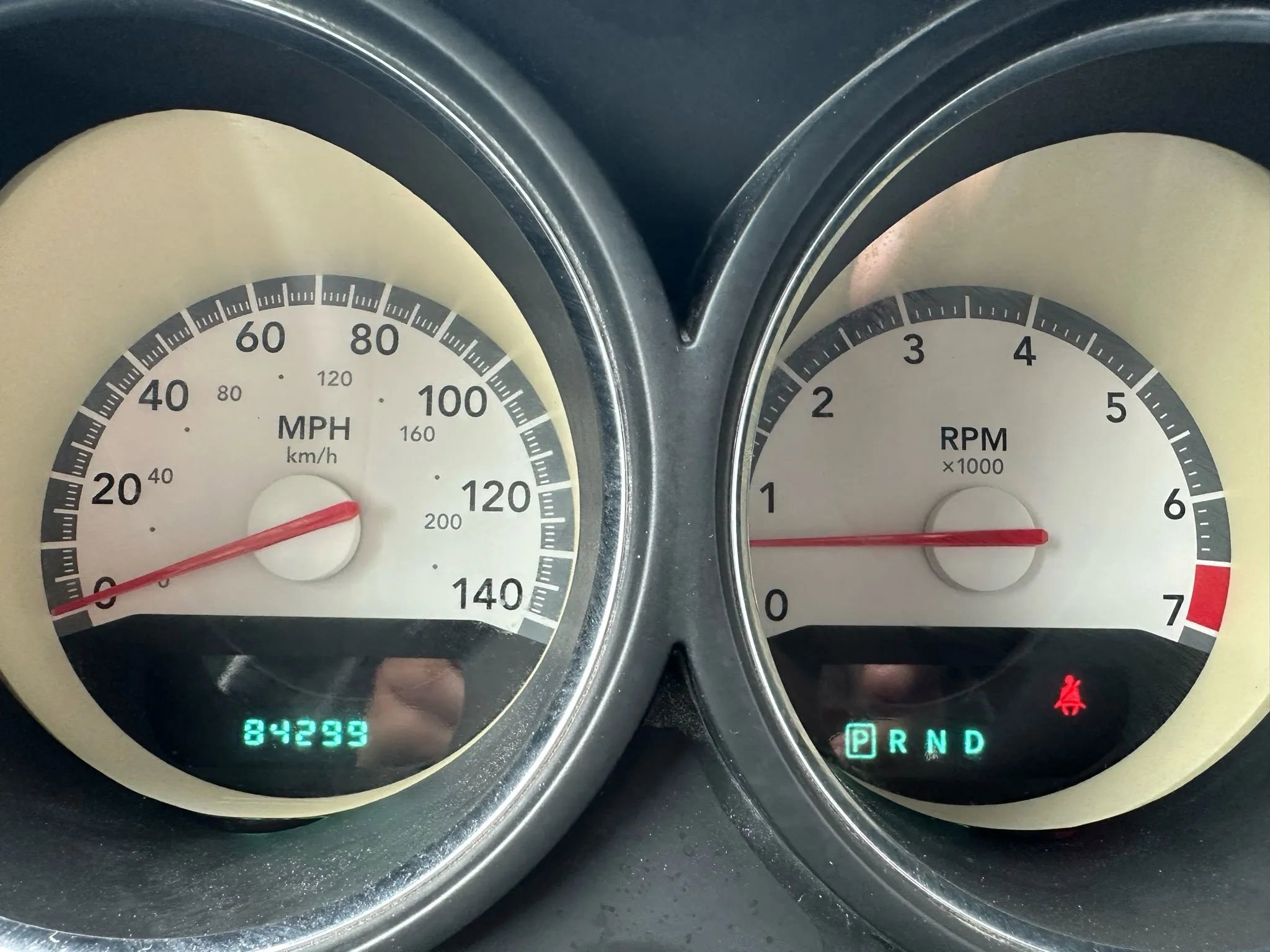 Used 2010 Dodge Challenger SE image 16