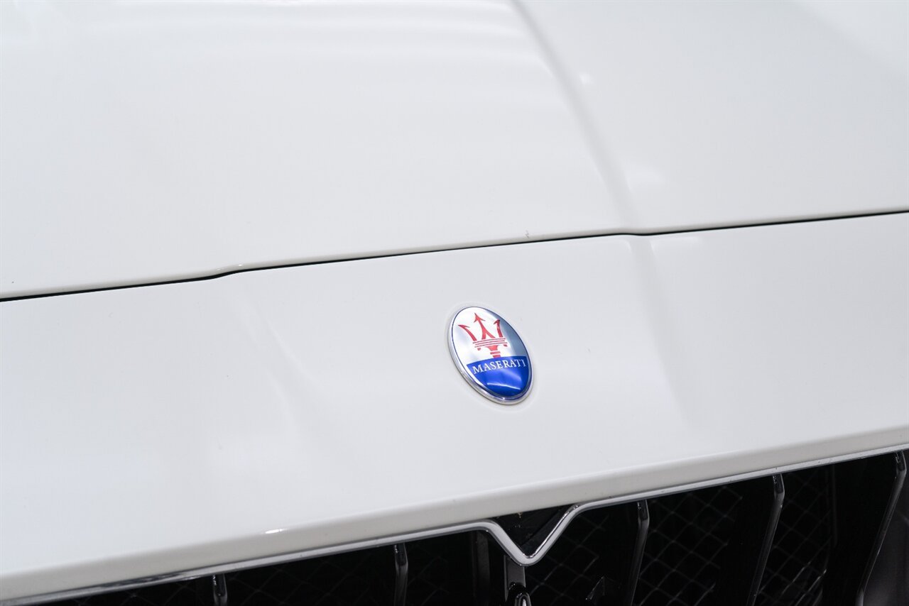 Used 2018 Maserati GranTurismo MC RWD image 21