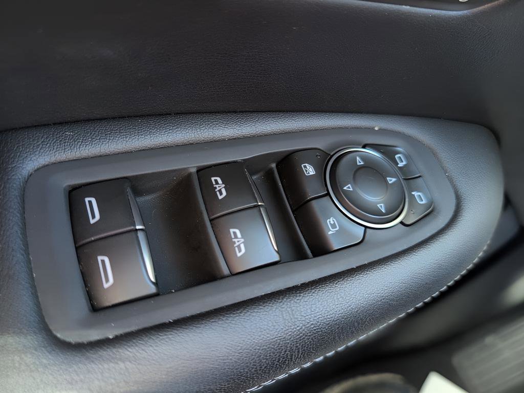 Used 2023 Cadillac XT5 Premium Luxury image 17