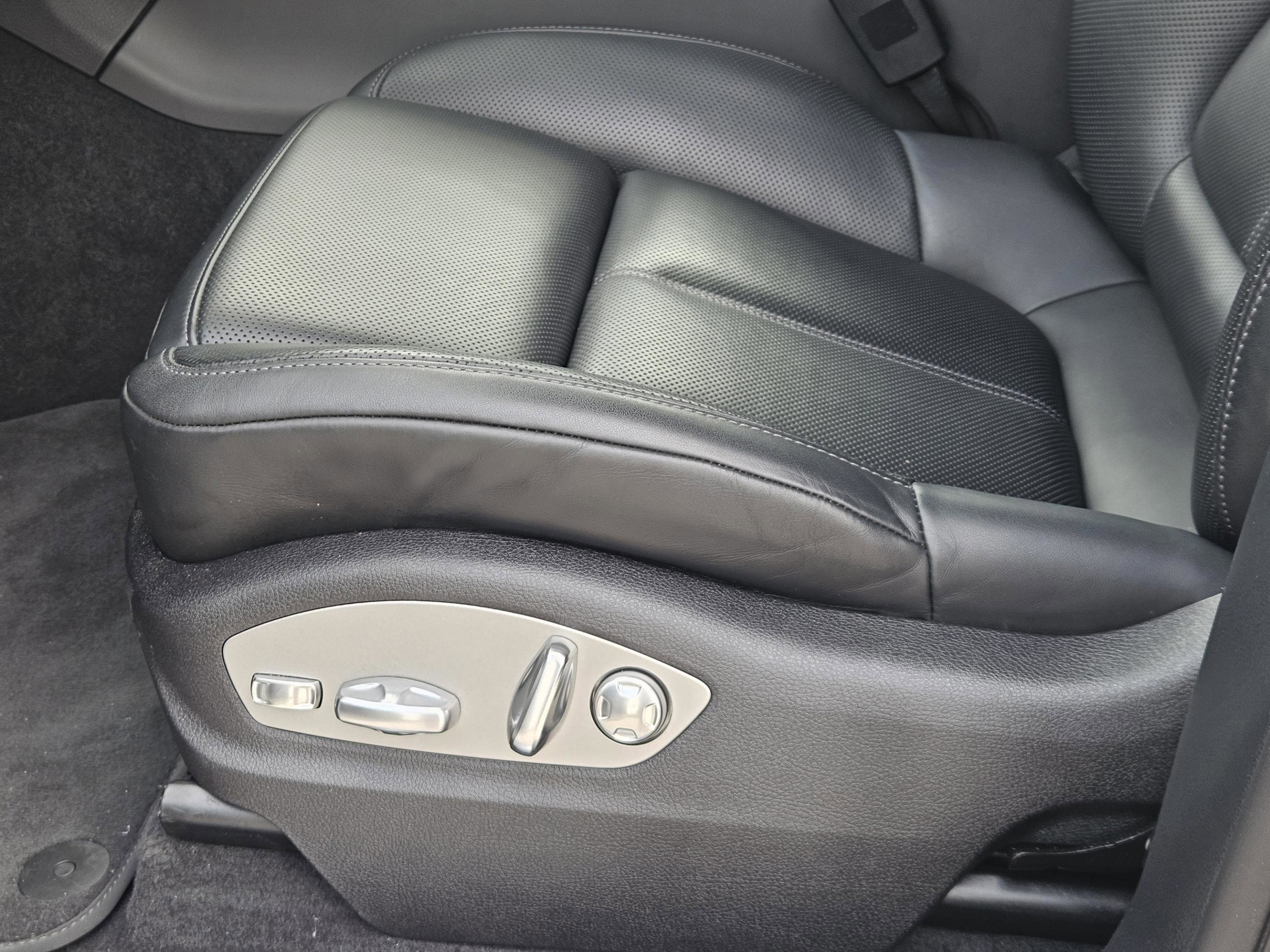 Certified 2026 Porsche Macan S image 20