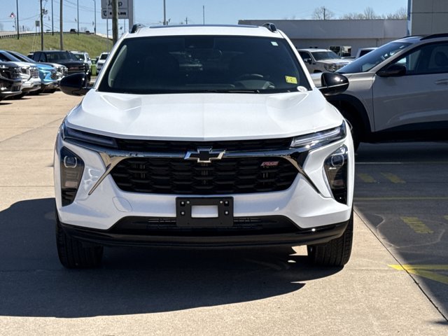 New 2026 Chevrolet Trax RS w/ Sunroof Package image 12