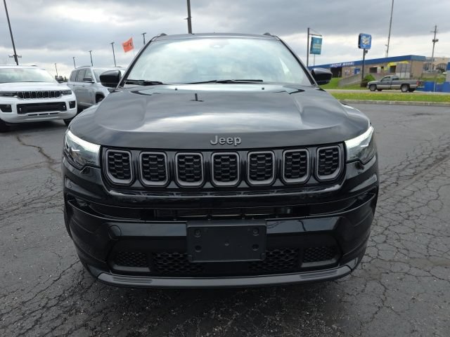 Used 2025 Jeep Compass Limited w/ High Altitude Package AWD/4WD image 10