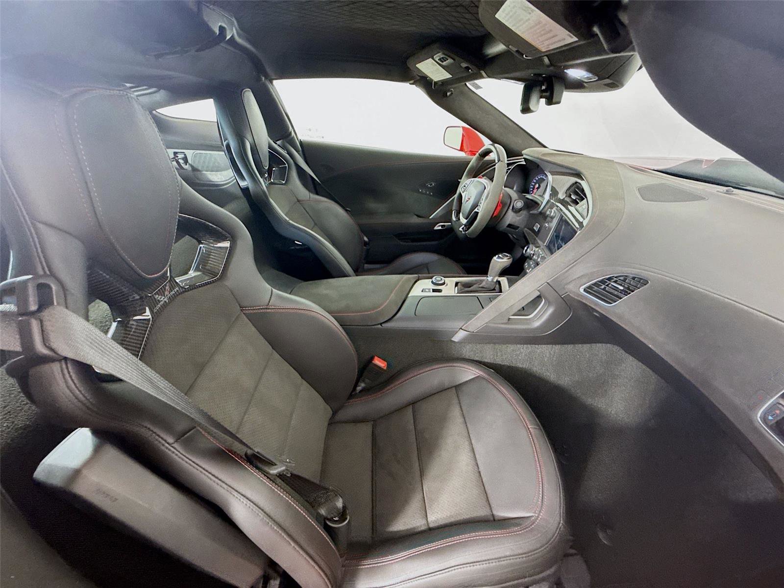 Used 2019 Chevrolet Corvette ZR1 RWD image 19