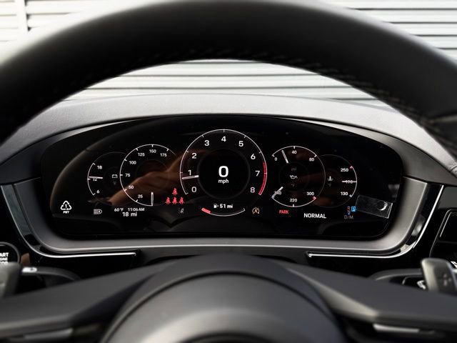 New 2026 Porsche Cayenne Coupe image 25