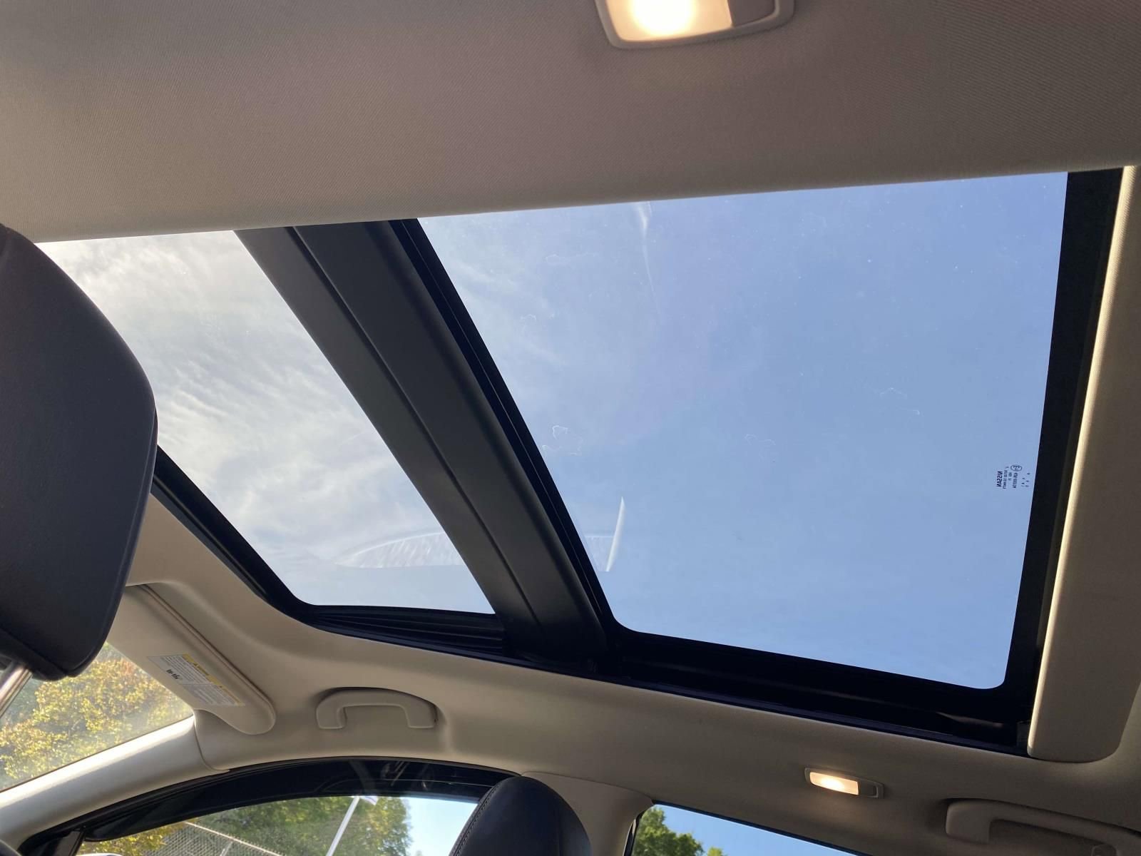 Used 2021 Nissan Murano SL w/ SL Moonroof Package FWD image 15