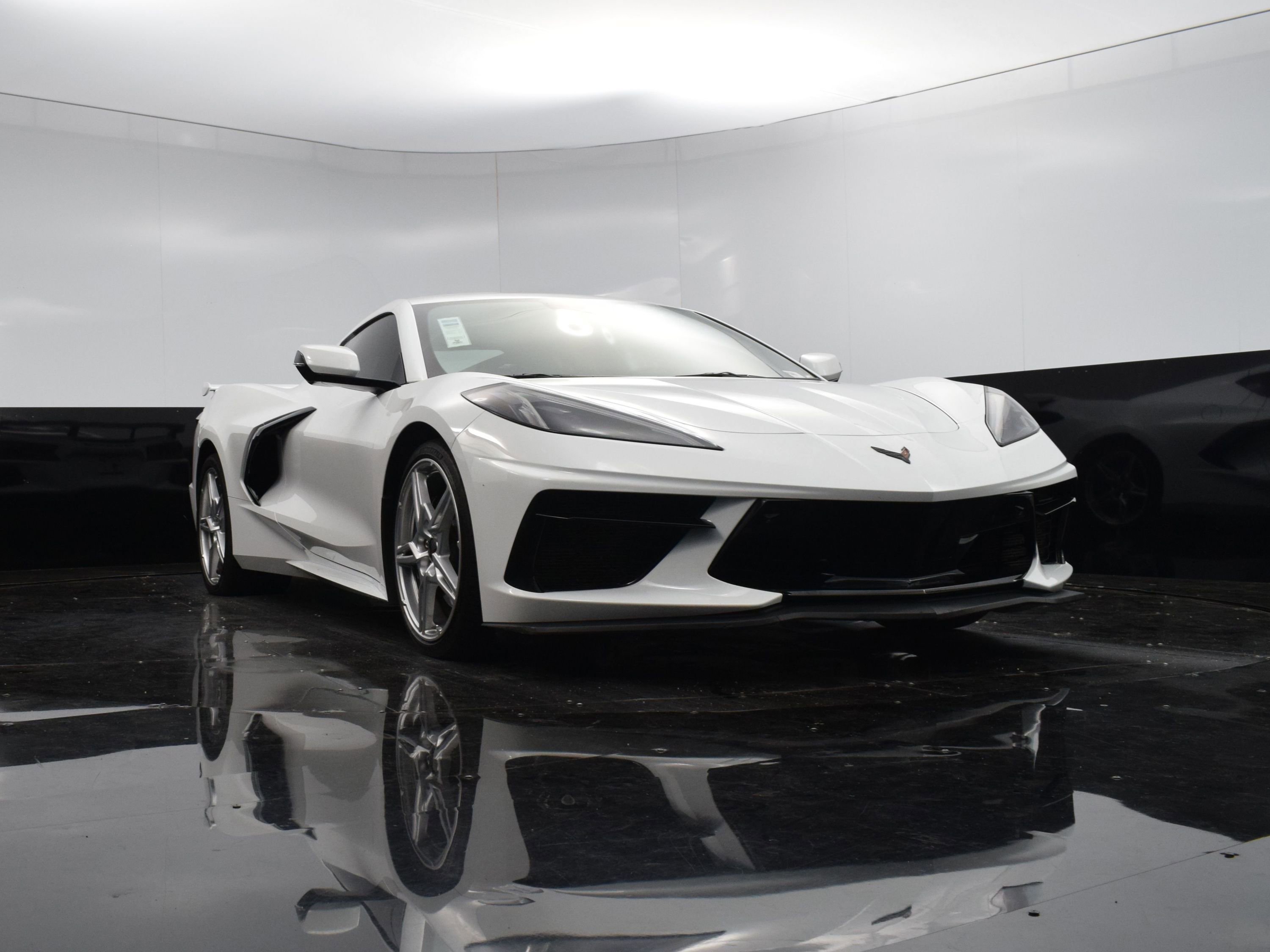 Used 2025 Chevrolet Corvette Stingray Preferred Cpe w/ Z51 Performance Package