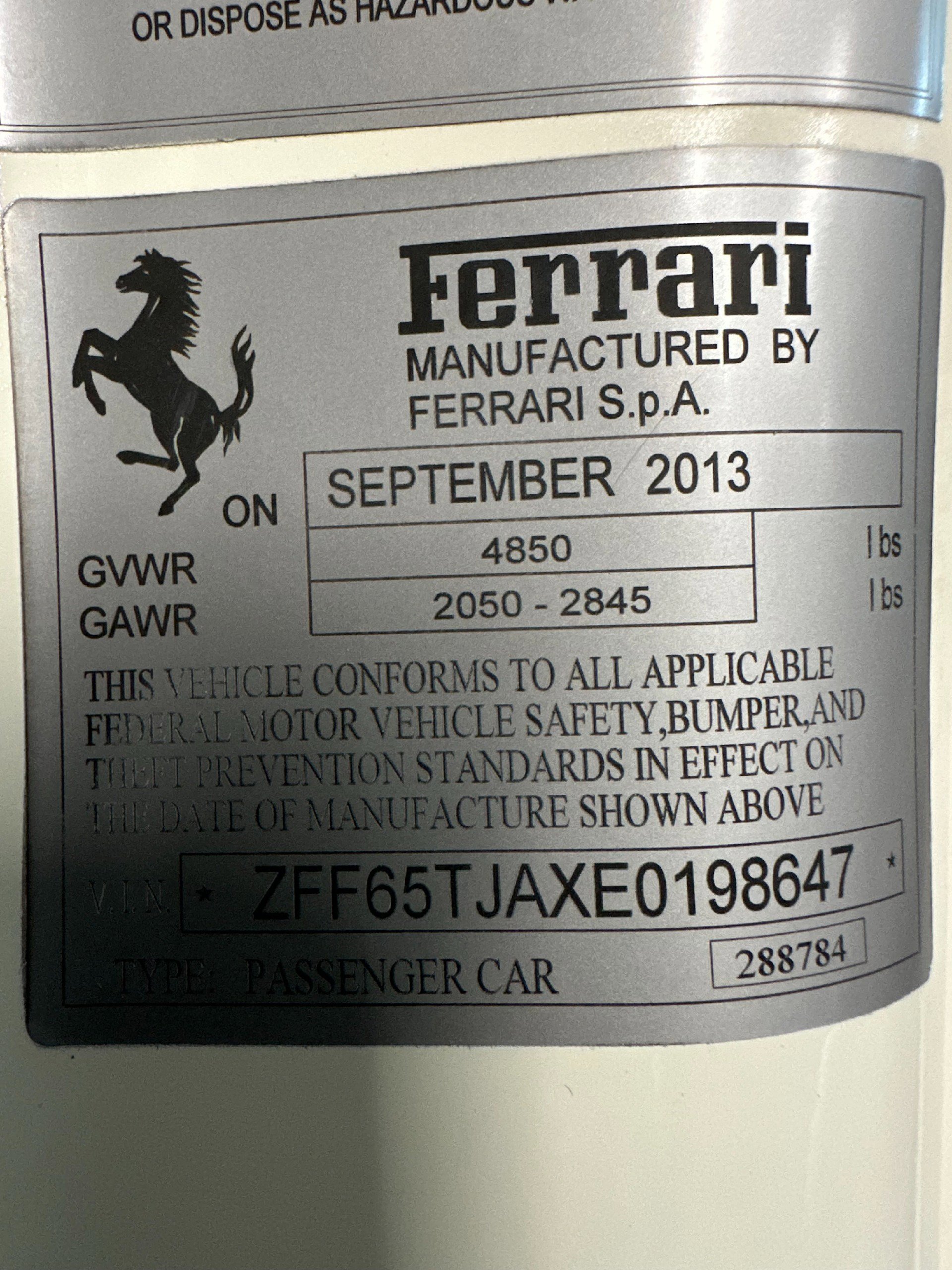 Used 2014 Ferrari California image 16