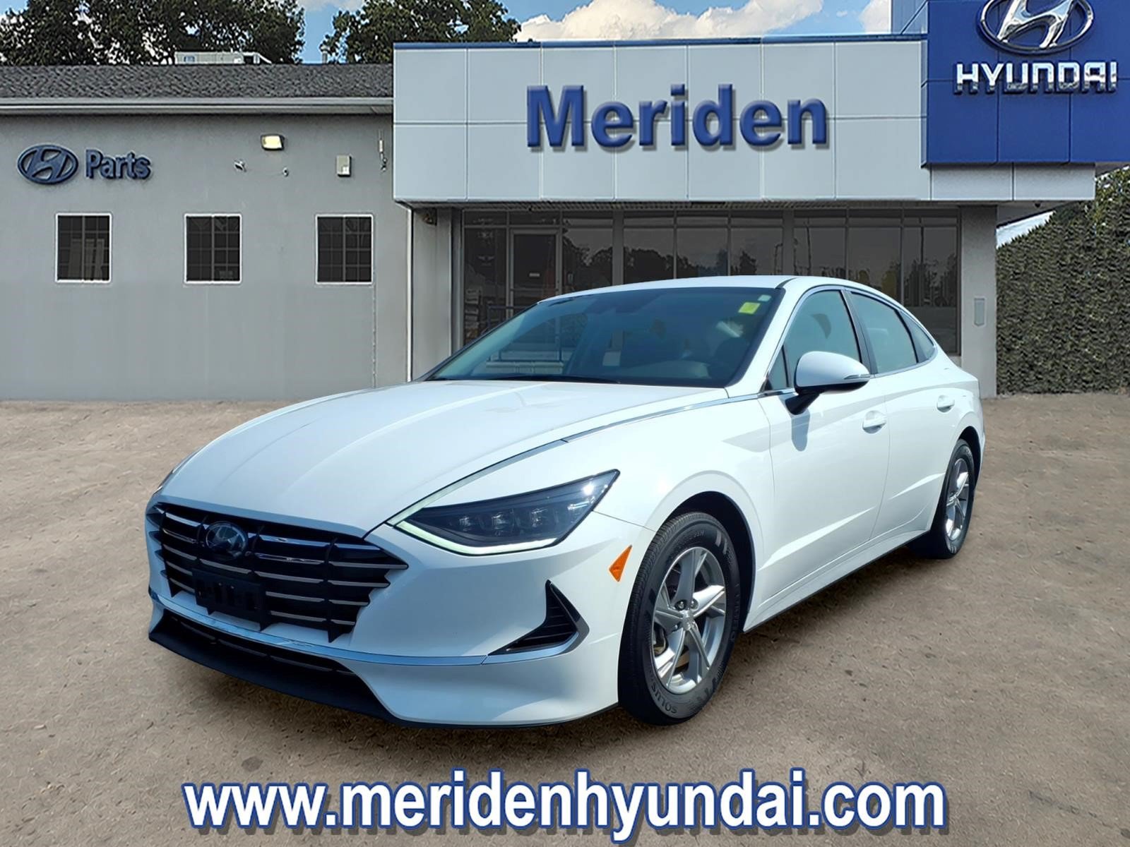 Certified 2023 Hyundai Sonata SE w/ Preferred Accessory Package
