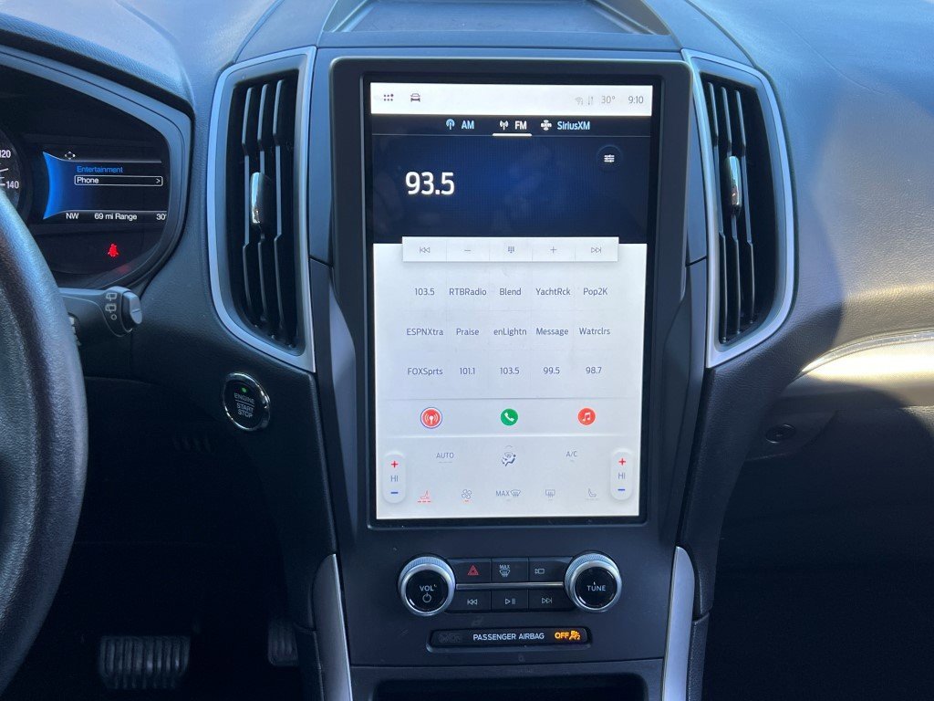 Used 2022 Ford Edge SEL image 19