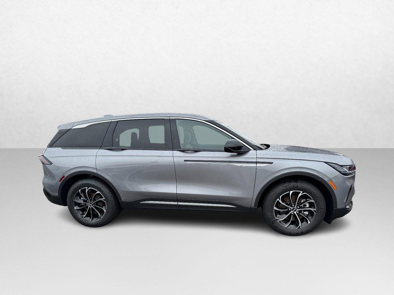 New 2025 Lincoln Nautilus Premier w/ Equipment Group 102A AWD/4WD image 4