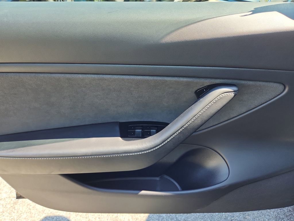 Used 2019 Tesla Model 3 image 23