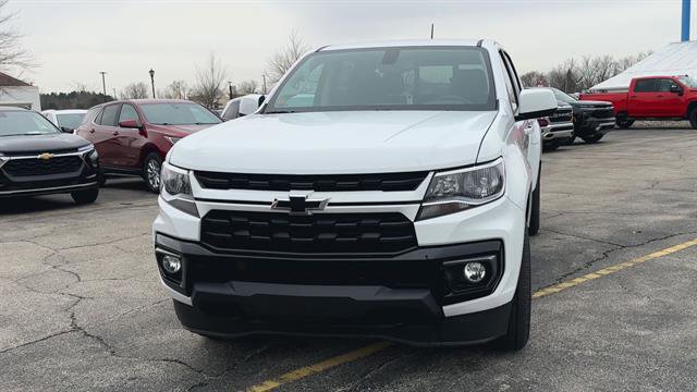 Used 2022 Chevrolet Colorado LT w/ LT Convenience Package AWD/4WD image 3