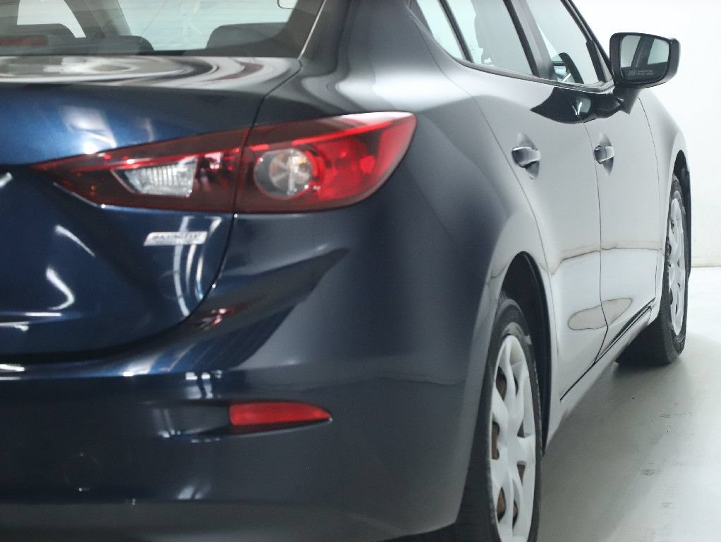 Used 2016 MAZDA MAZDA3 i Sport FWD image 42