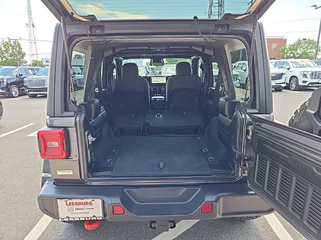 Used 2026 Jeep Wrangler Unlimited Rubicon AWD/4WD image 53